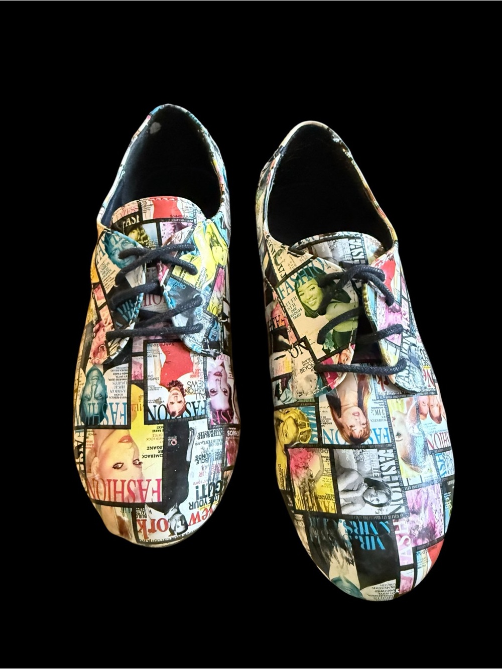 Kali Women’s Size 6 Magazine Print Lace Up Oxford Shoes Multicolor Statement Fla